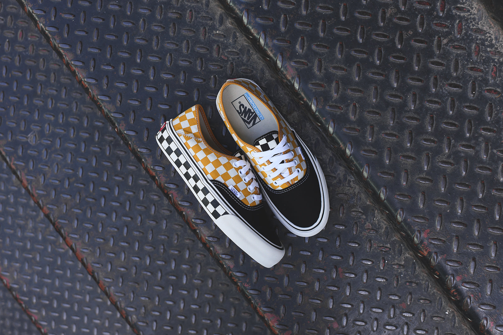 Vans Authentic SF Checkerboard - Black / Sunflower