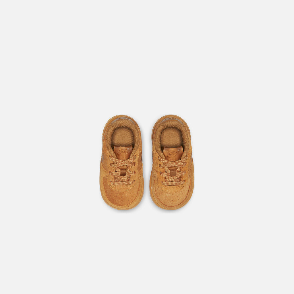  Nike Kids Baby Boy's Force 1 LV8 3 (Infant/Toddler)  Wheat/Wheat/Gum Light Brown 8 Toddler M