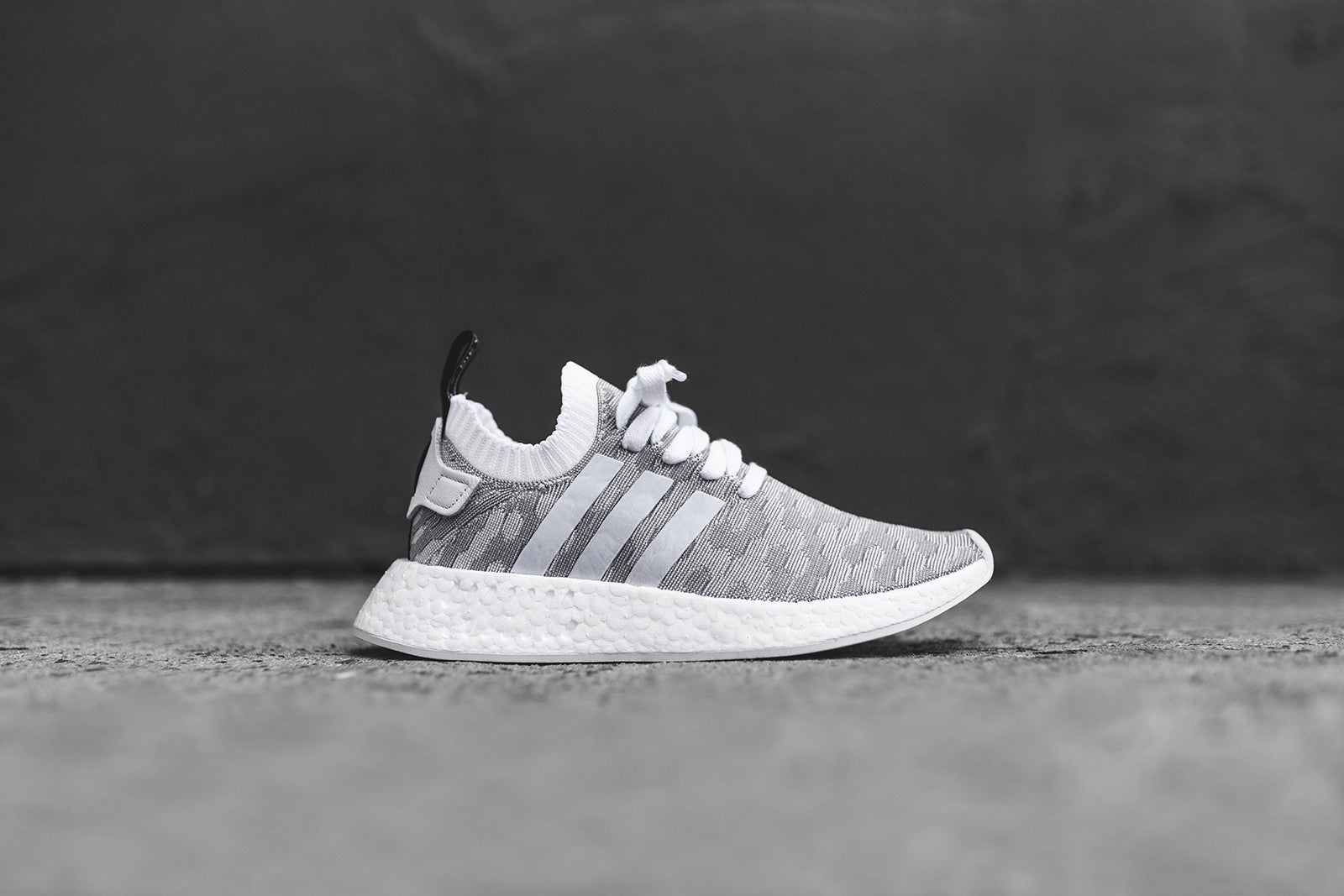adidas gazelle silver green womens Adidas NMD R2 Primeknit White Black
