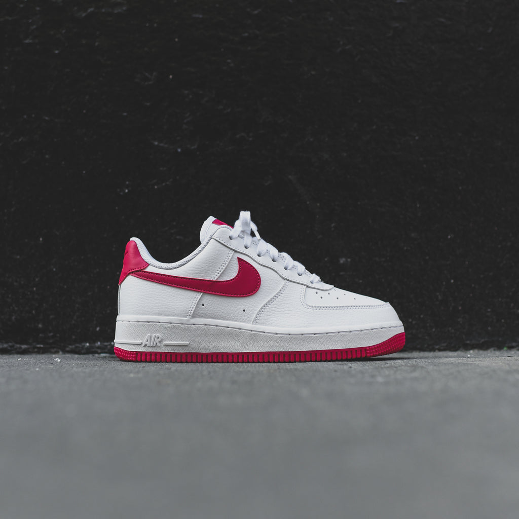 Nike air force 1 wild cherry store
