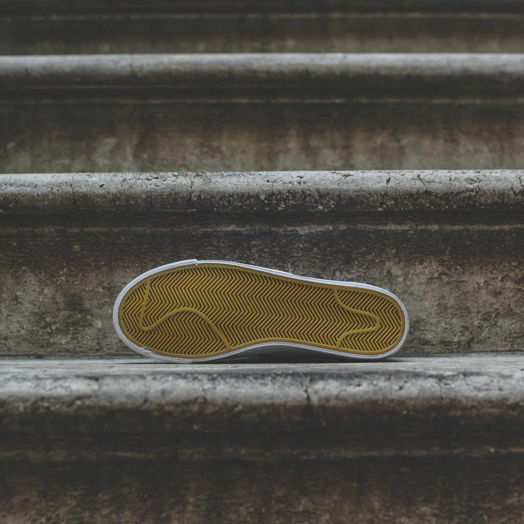 Nike Blazer Low - White / Glacier â Kith