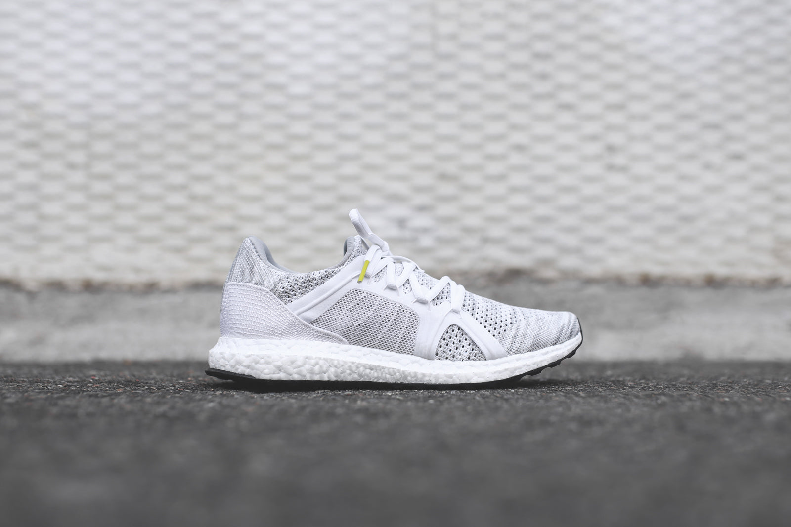 adidas by Stella McCartney x Parley WMNS UltraBoost - Stone / White / adidas by Stella McCartney x Parley WMNS UltraBoost - Stone / White /