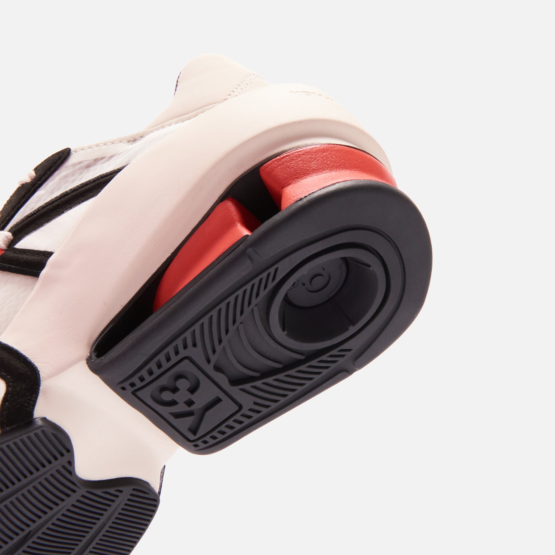 Y-3 Sukui III - Off White / Black / Red
