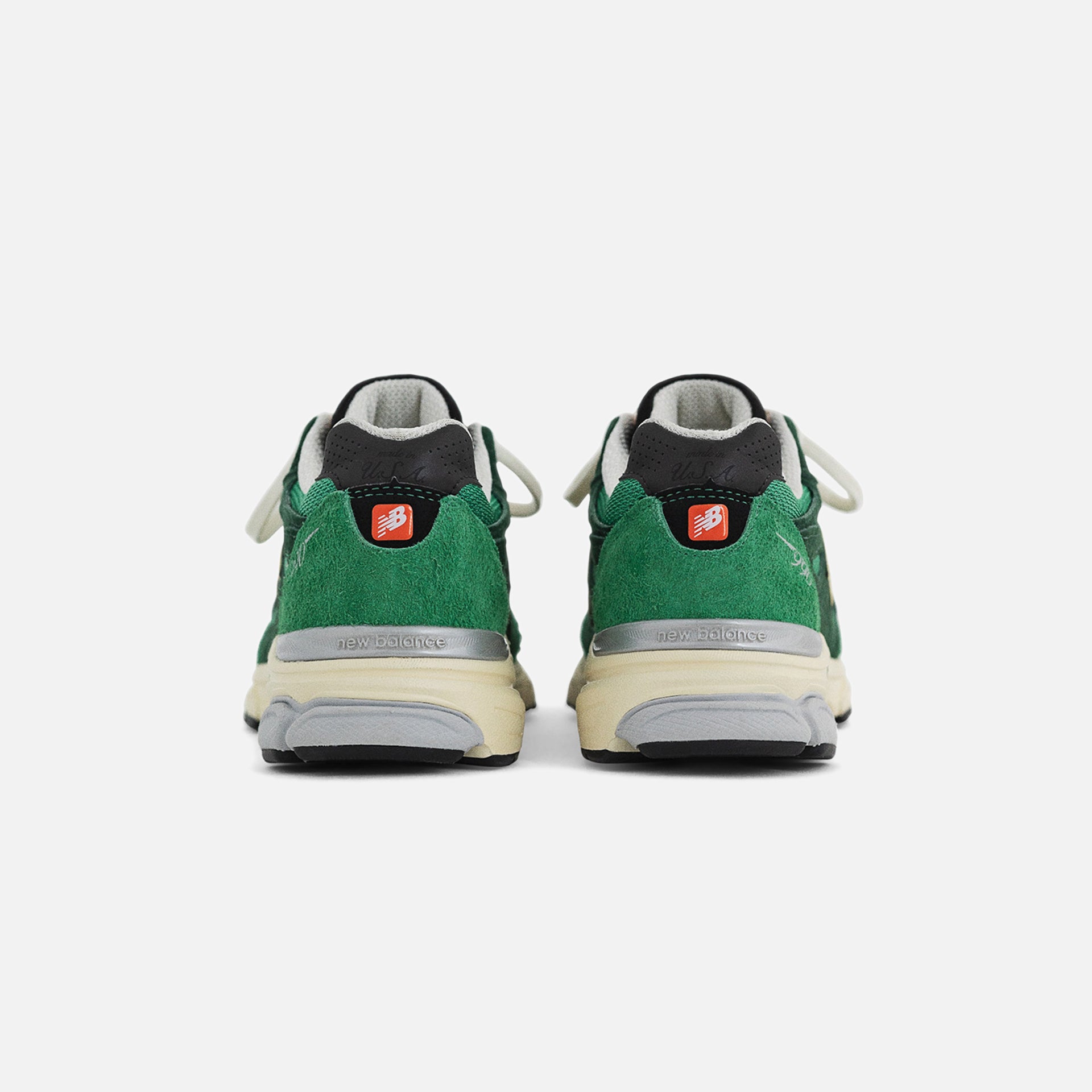 New Balance Made in US 990 V3 - Green / Gold