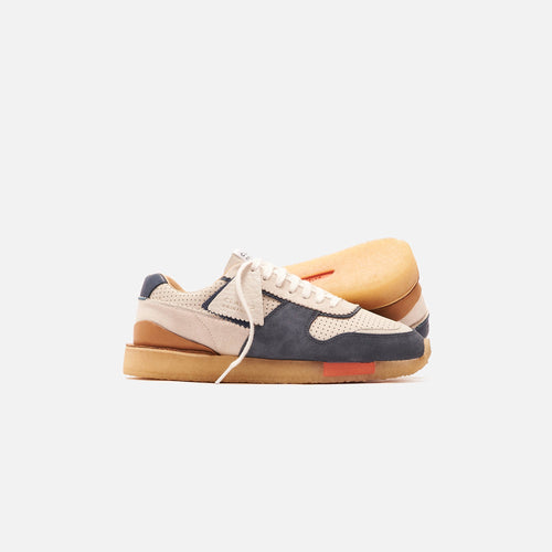 news/clarks-tor-run-white-blue