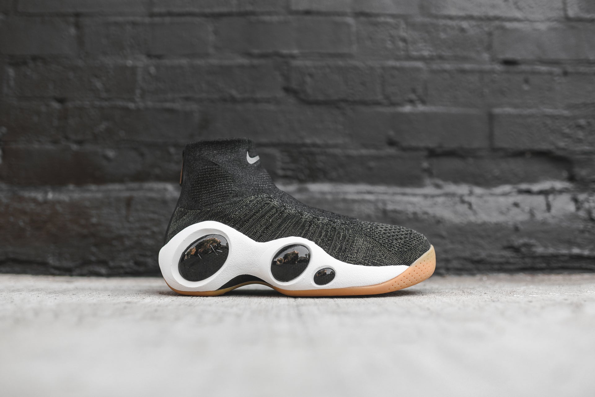 Nike Flight Bonafide - Cargo / White