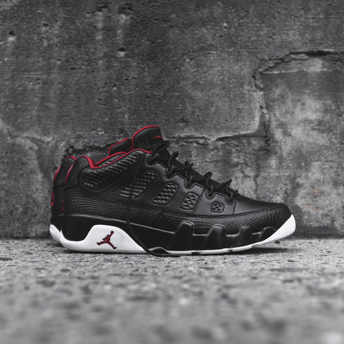 news/153764103-nike-air-jordan-ix-retro-low-black-gym-red