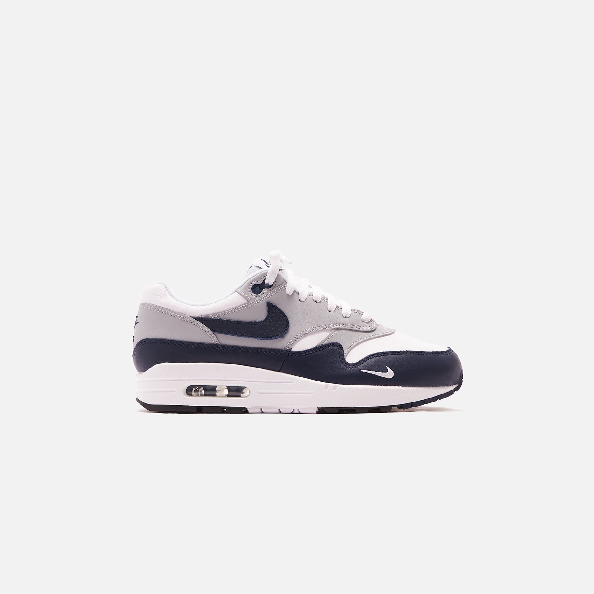 Nike Air Max 1 LV8 - White / Obsidian / Wolf Grey / Black