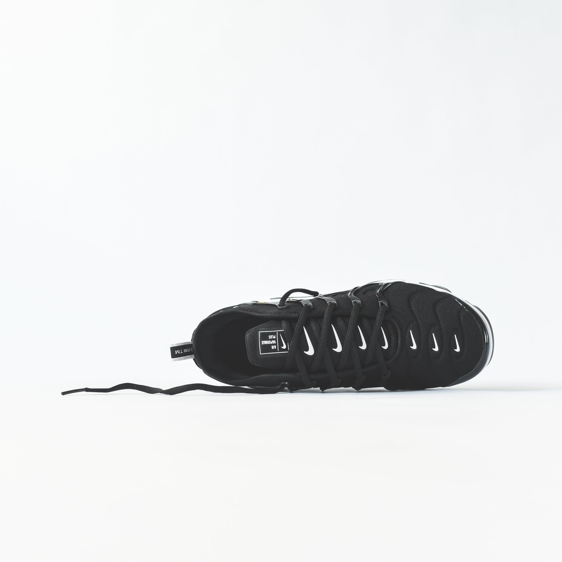 Nike Air VaporMax Plus - Black / White
