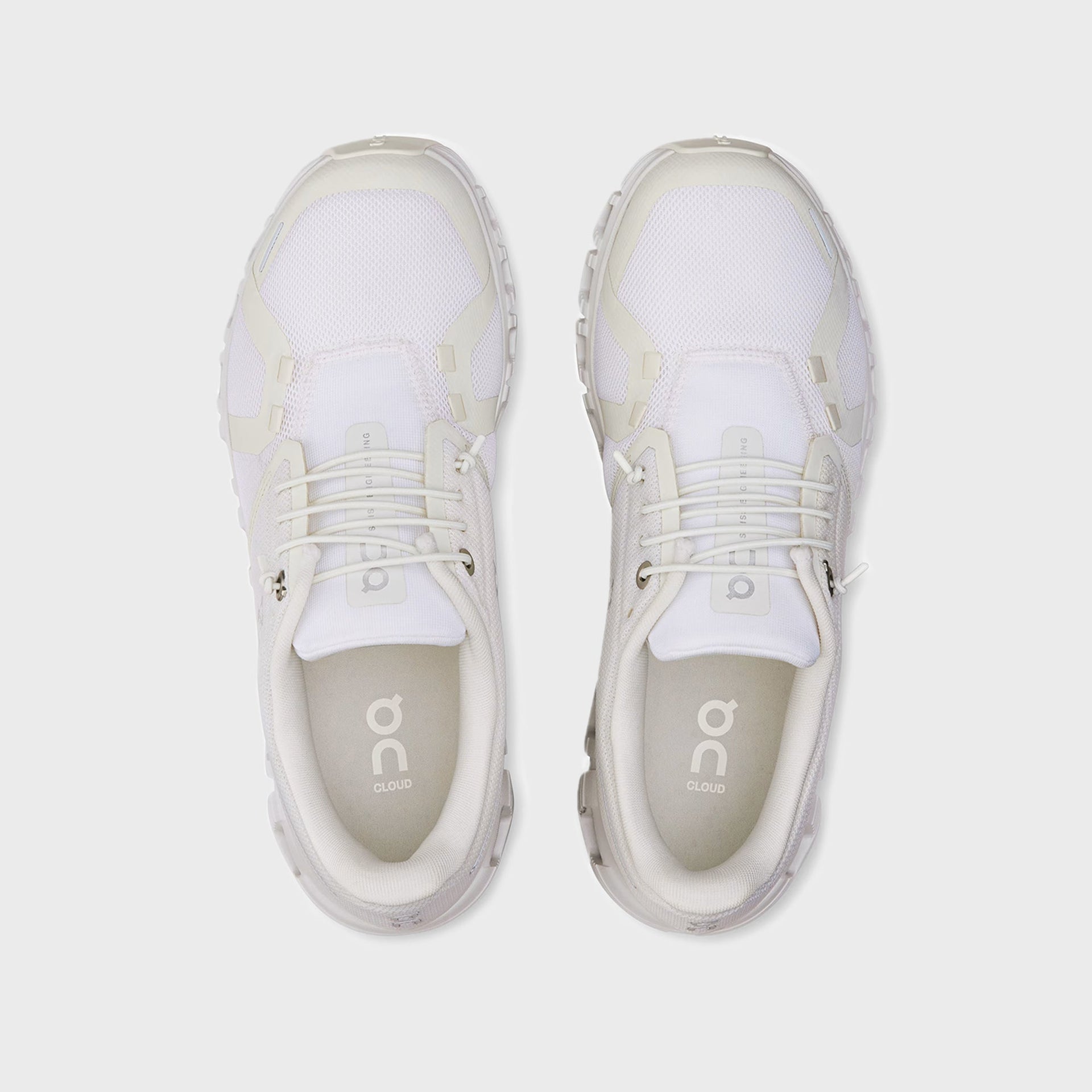 On Running WMNS Cloud 6 - White