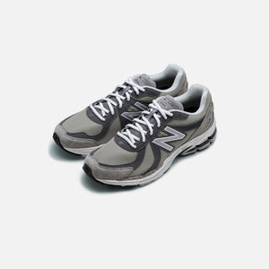 CDG Homme x New Balance 860 - Grey / Grey