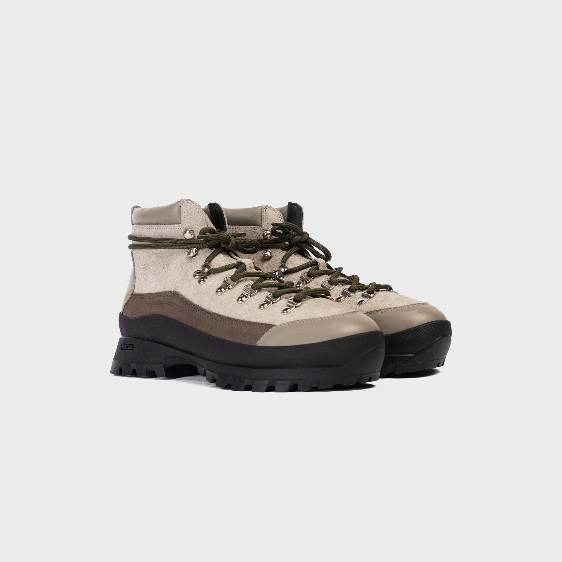 Collegium Pillar Summit - Dusk