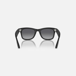 Ray Ban Meta Wayfarer - Matte Black Polar Gradient Graphite