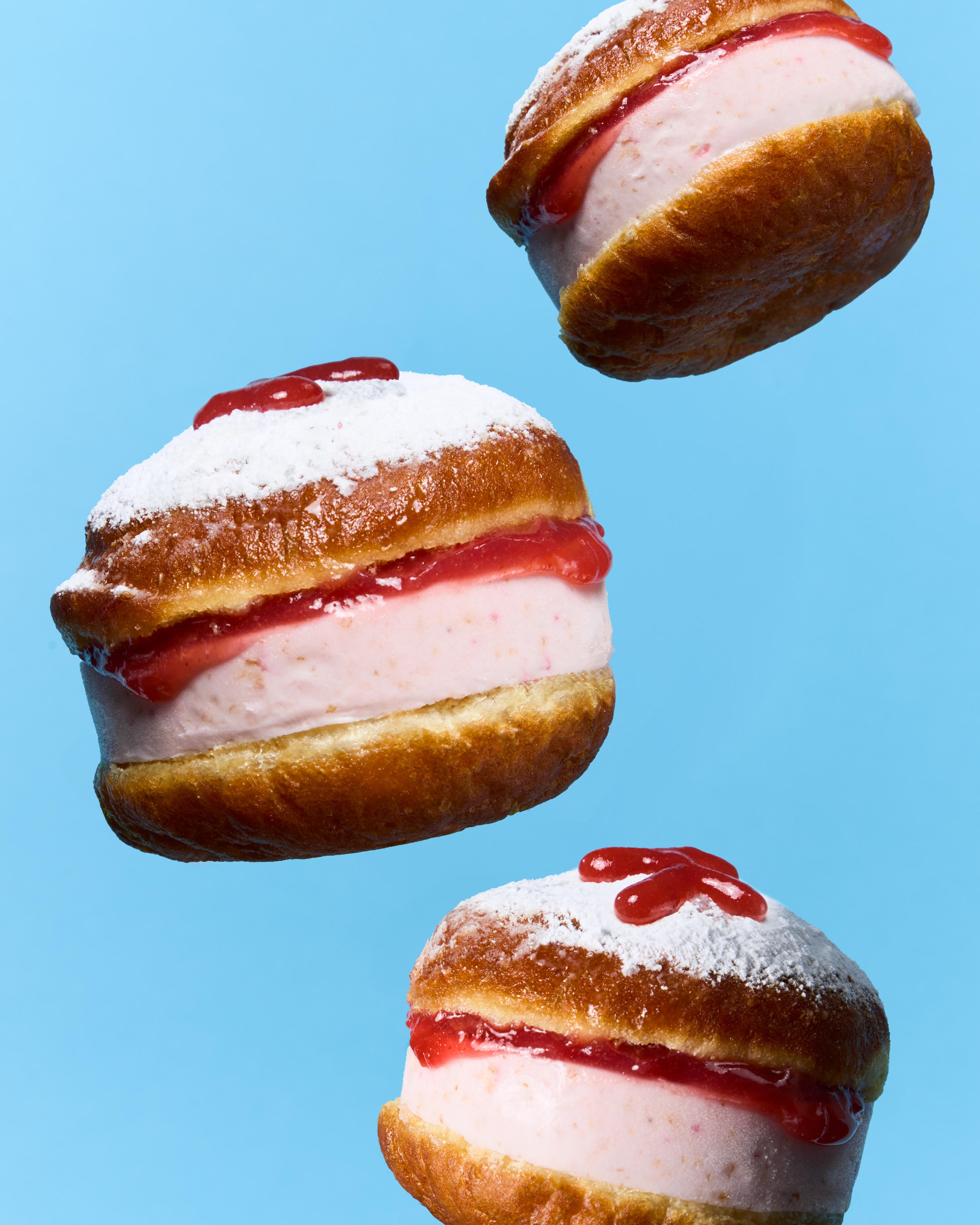 【KITH NYC】Treats Jelly Doughnut クルーネック トレーナー Treats Jelly Doughnut. Welcoming The Festival of Lights with