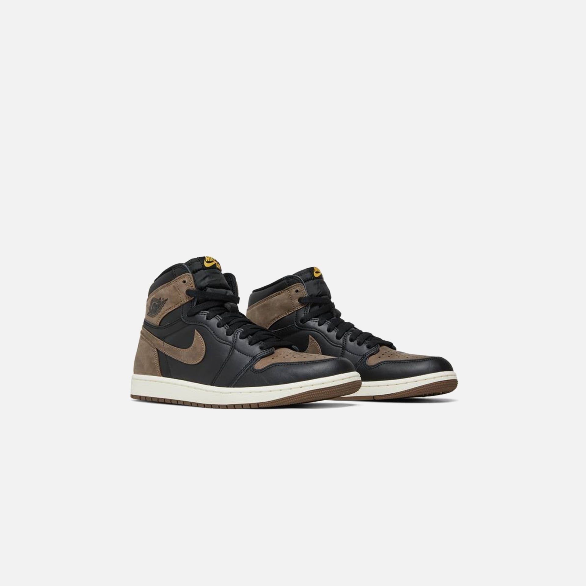 Nike GS Air Jordan 1 Retro Hi Og Rmstd - Black / Metallic Gold / Palomino