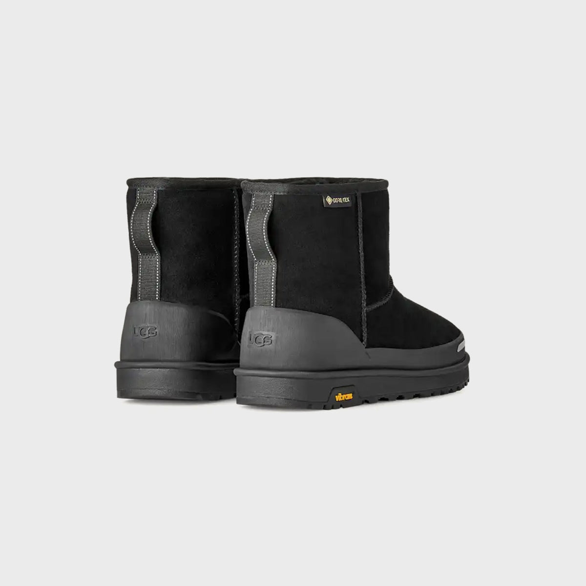 UGG Classic Mini Guard GTX - Black