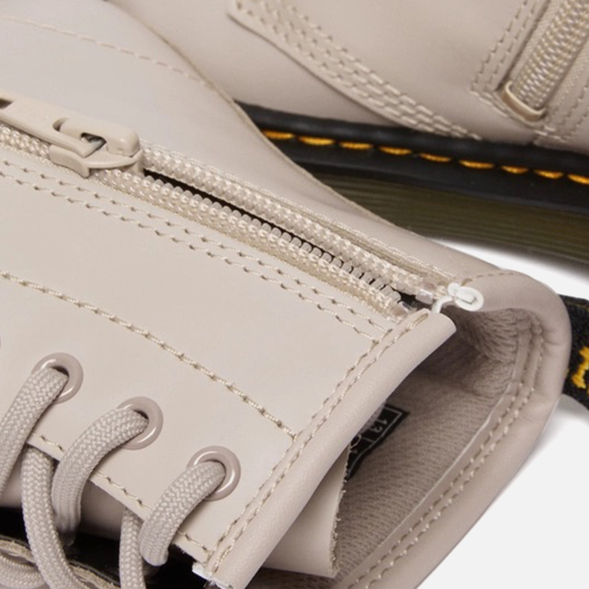 Dr. rouge Martens Dr rouge Martens Molly 6-Eye Buttero Μπότες - Vintage Taupe