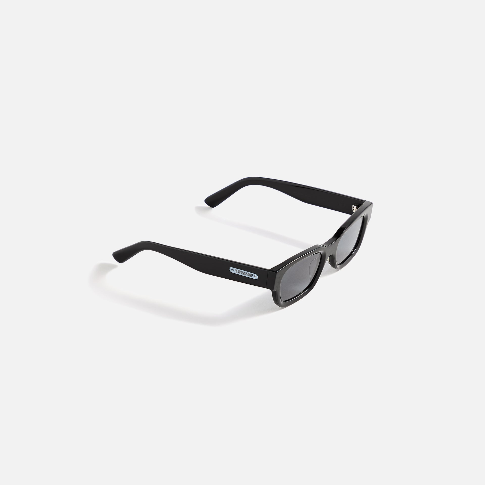 AKILA Zed Sunglasses - Black / Black