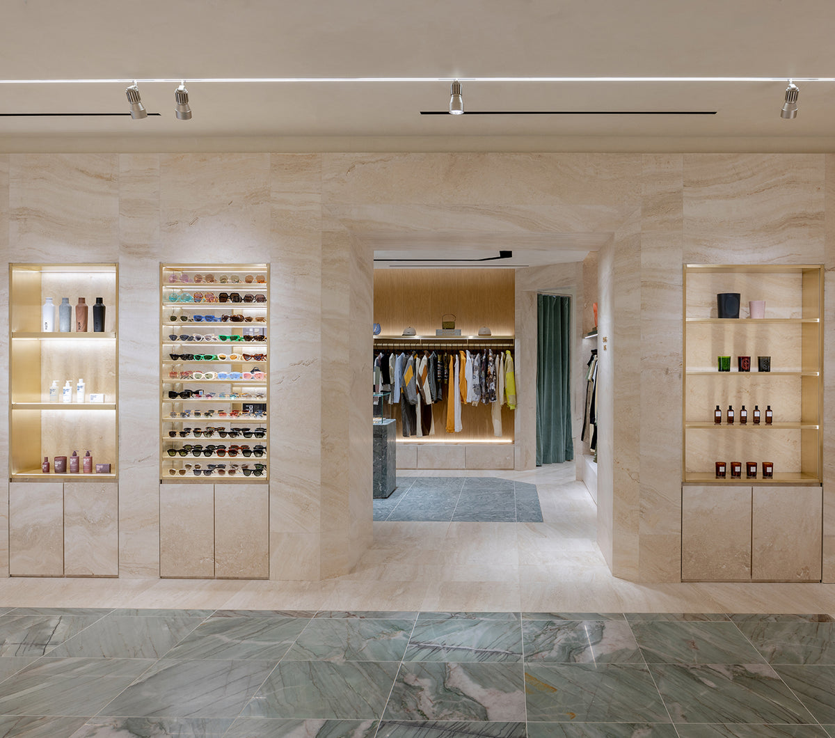 Location - Kith Beverly Hills