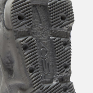 Nike ISPA Universal - Natural / Smoke Grey