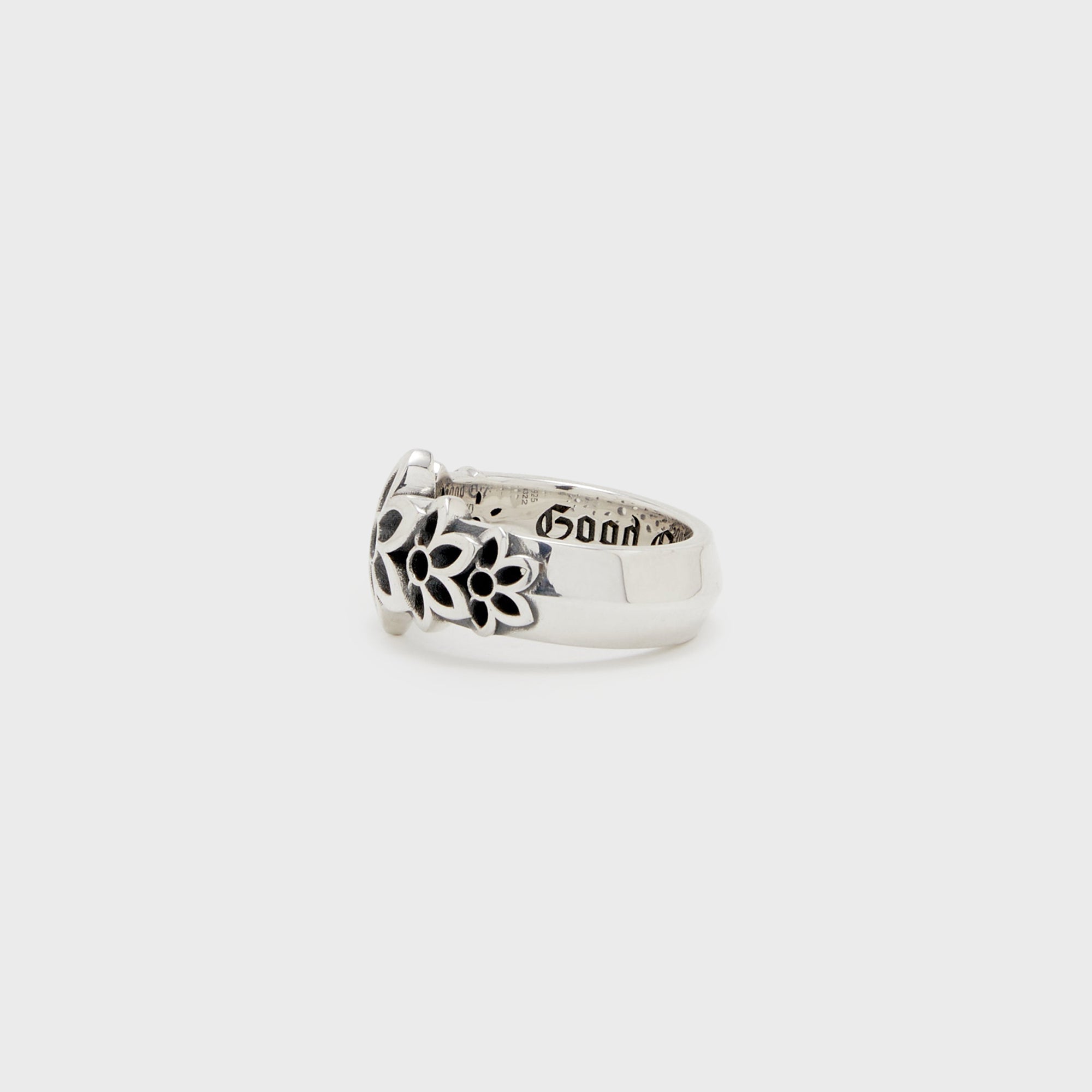 デスモンド　Good Art HLYWD GOOD ART HLYWD Model 18 A Ring Medium - Sterling Silver – Kith