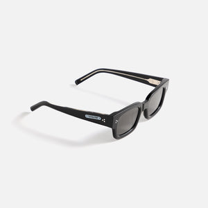 Akila Syndicate Sunglasses - Black / Black