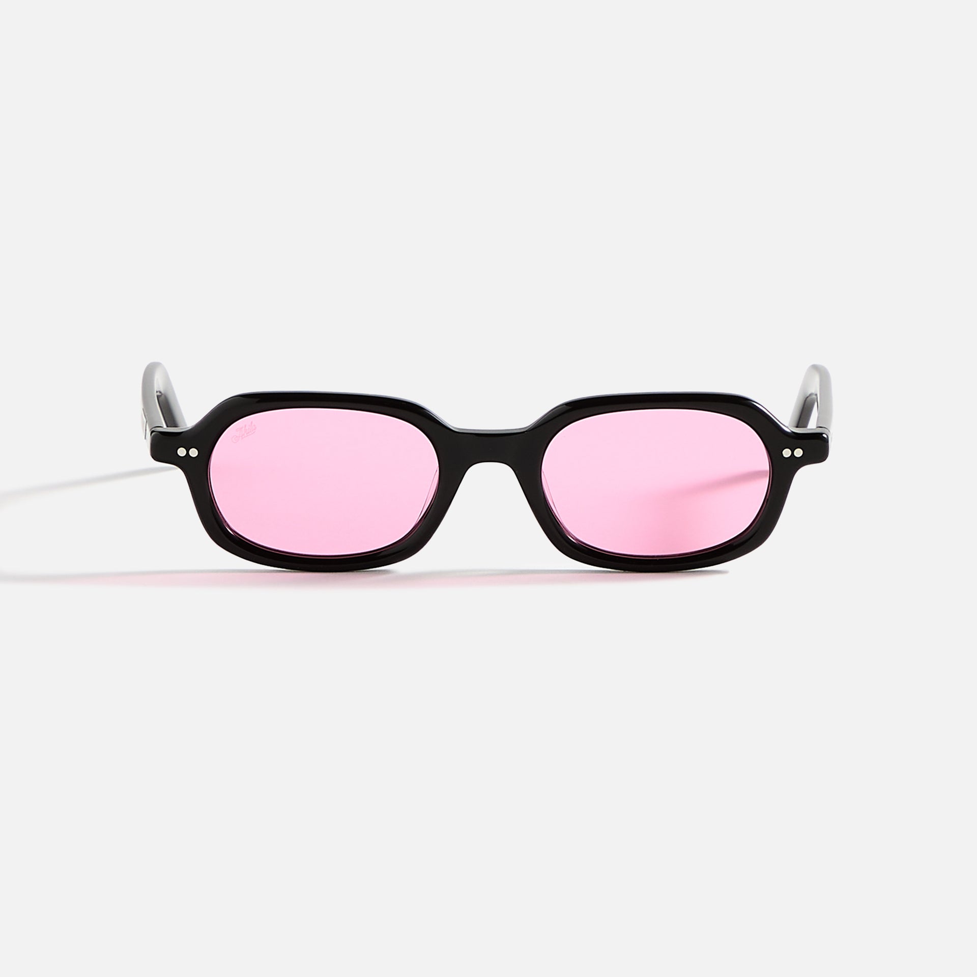 AKILA Psyche Sunglasses - Black / Pink