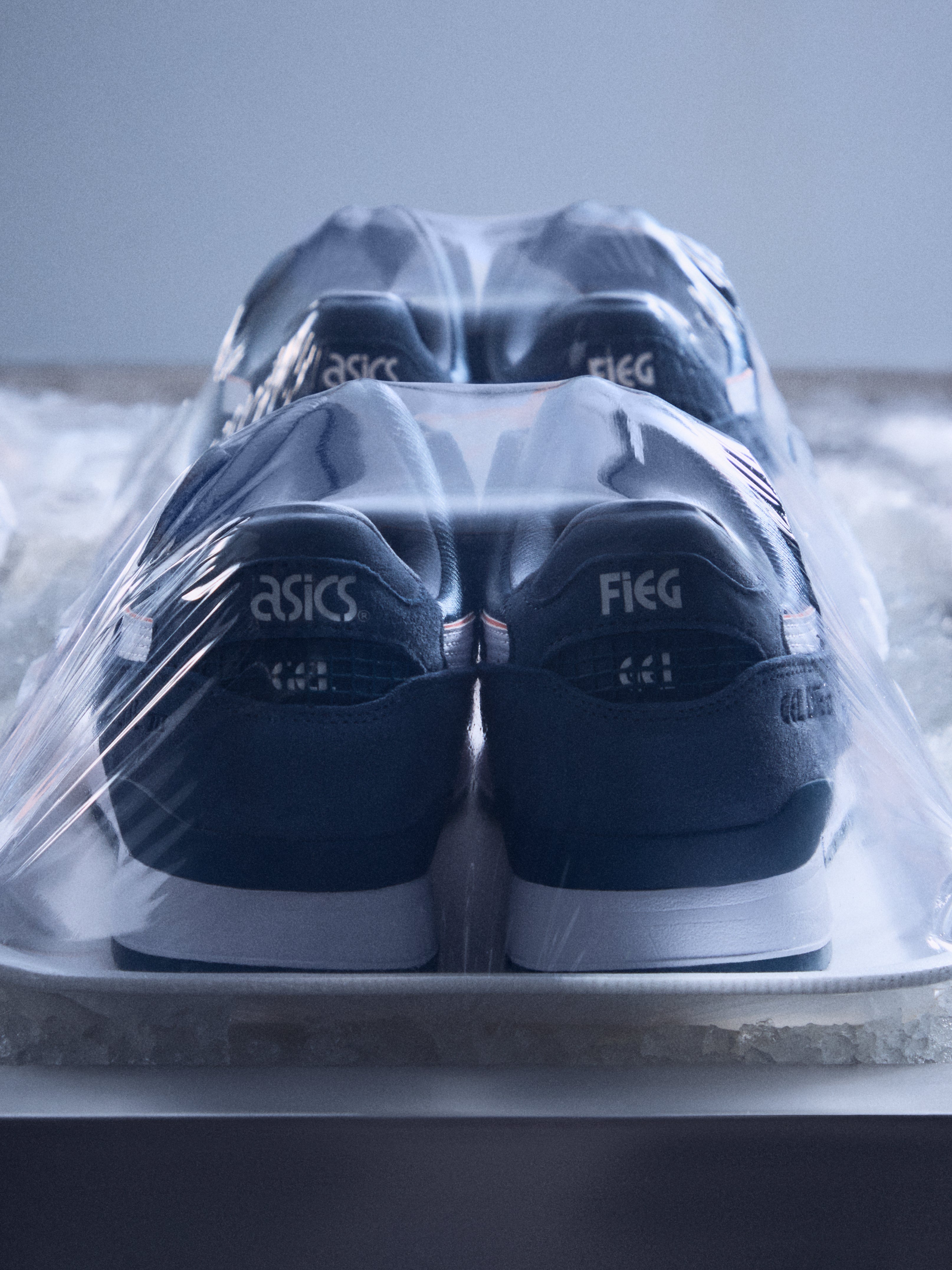 Ronnie Fieg for ASICS GEL-LYTE™ III Remastered “Salmon Toe” – Kith