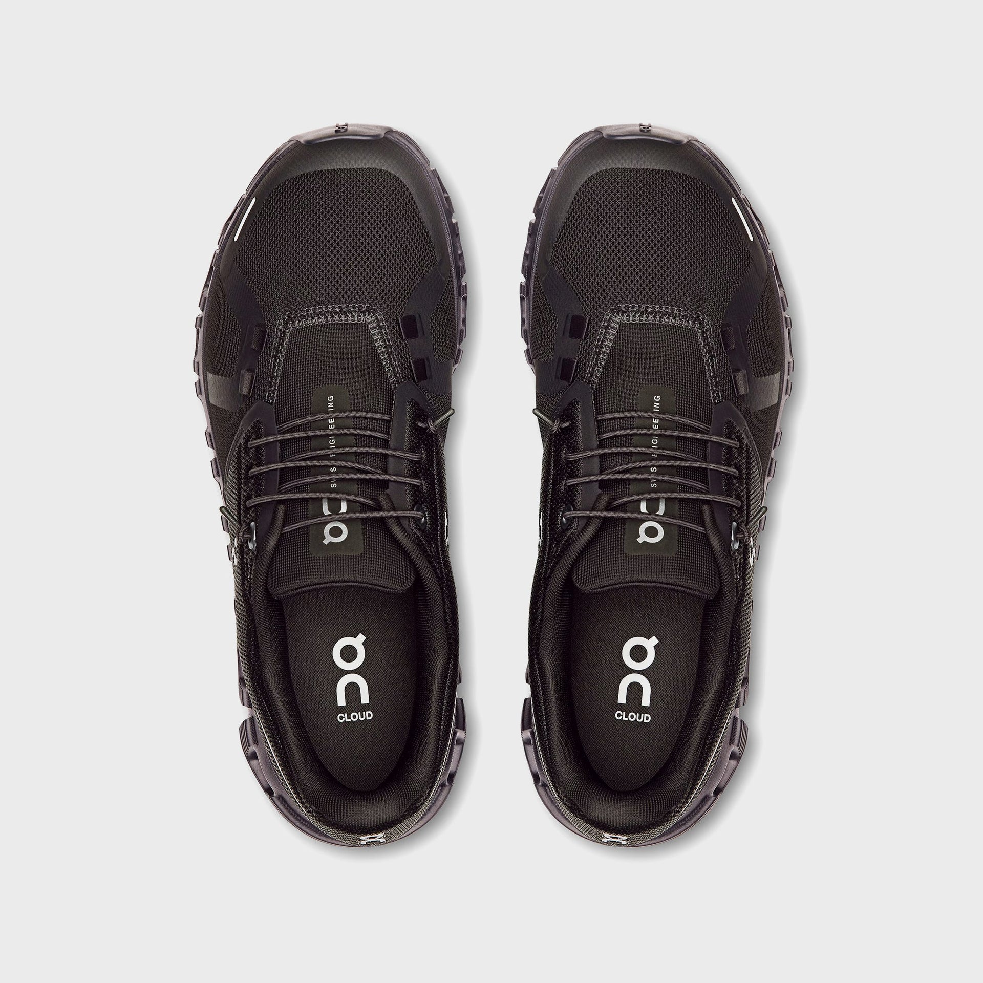 On Running WMNS Cloud 6 - Black
