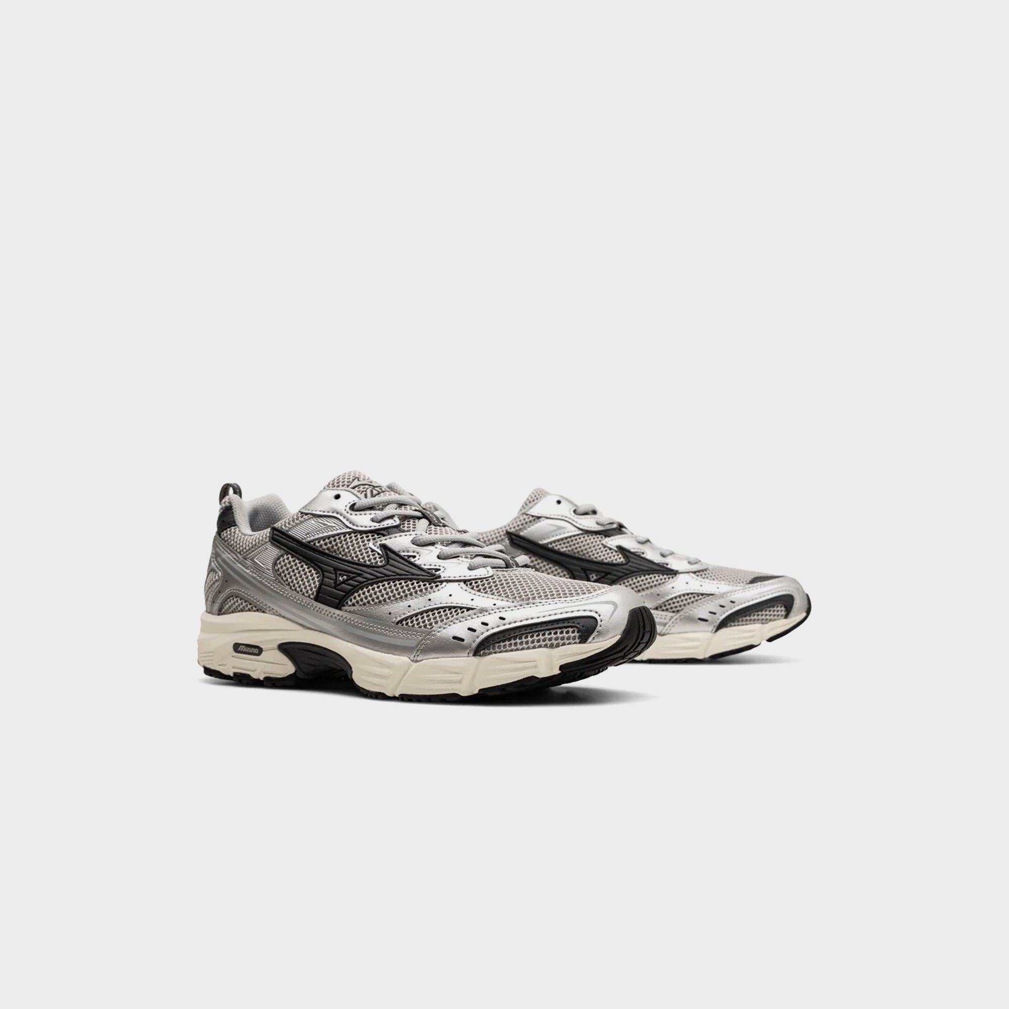 Mizuno MXR - Black / Ebony / Ice Morning – Kith