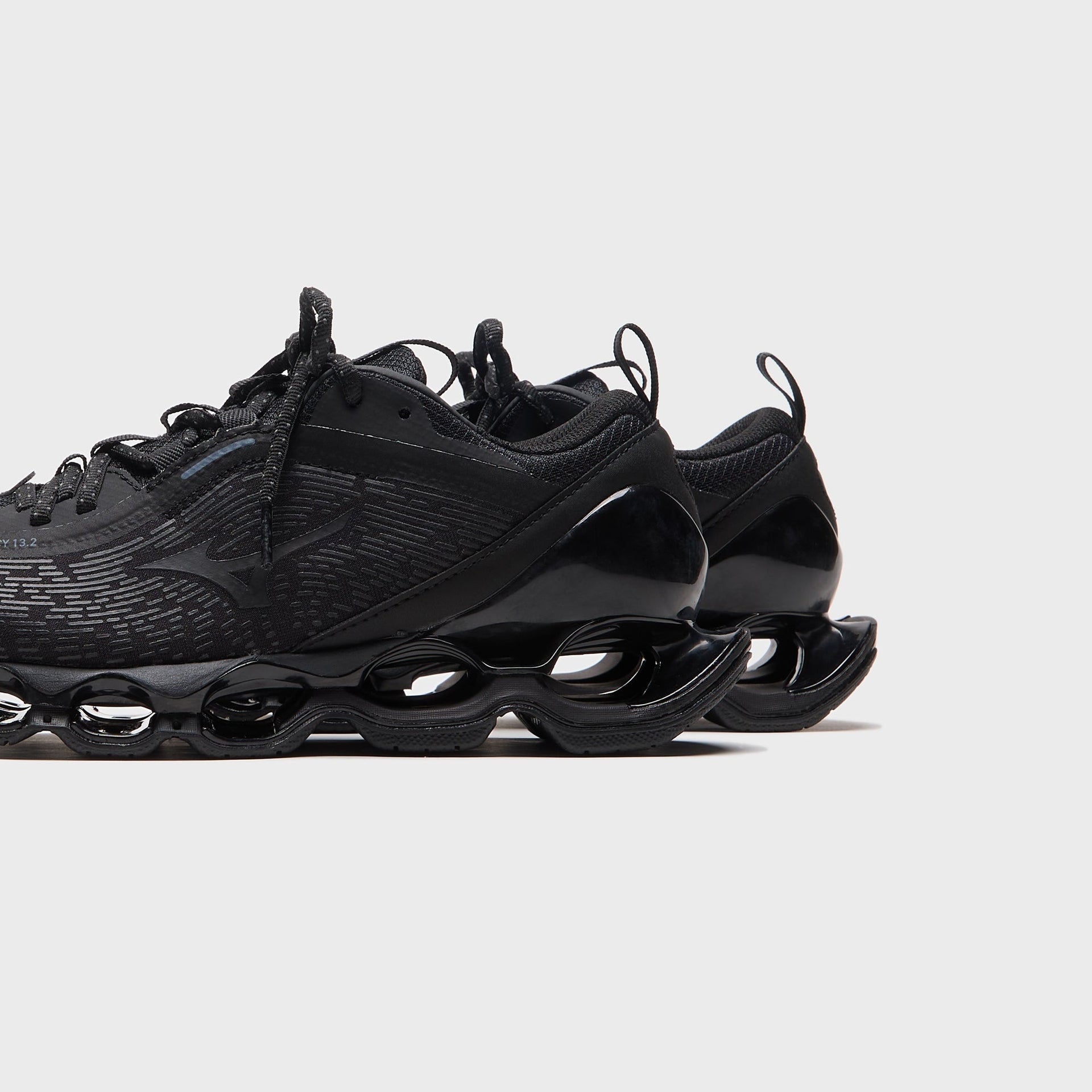 Mizuno Wave Prophecy 13.2 - Black