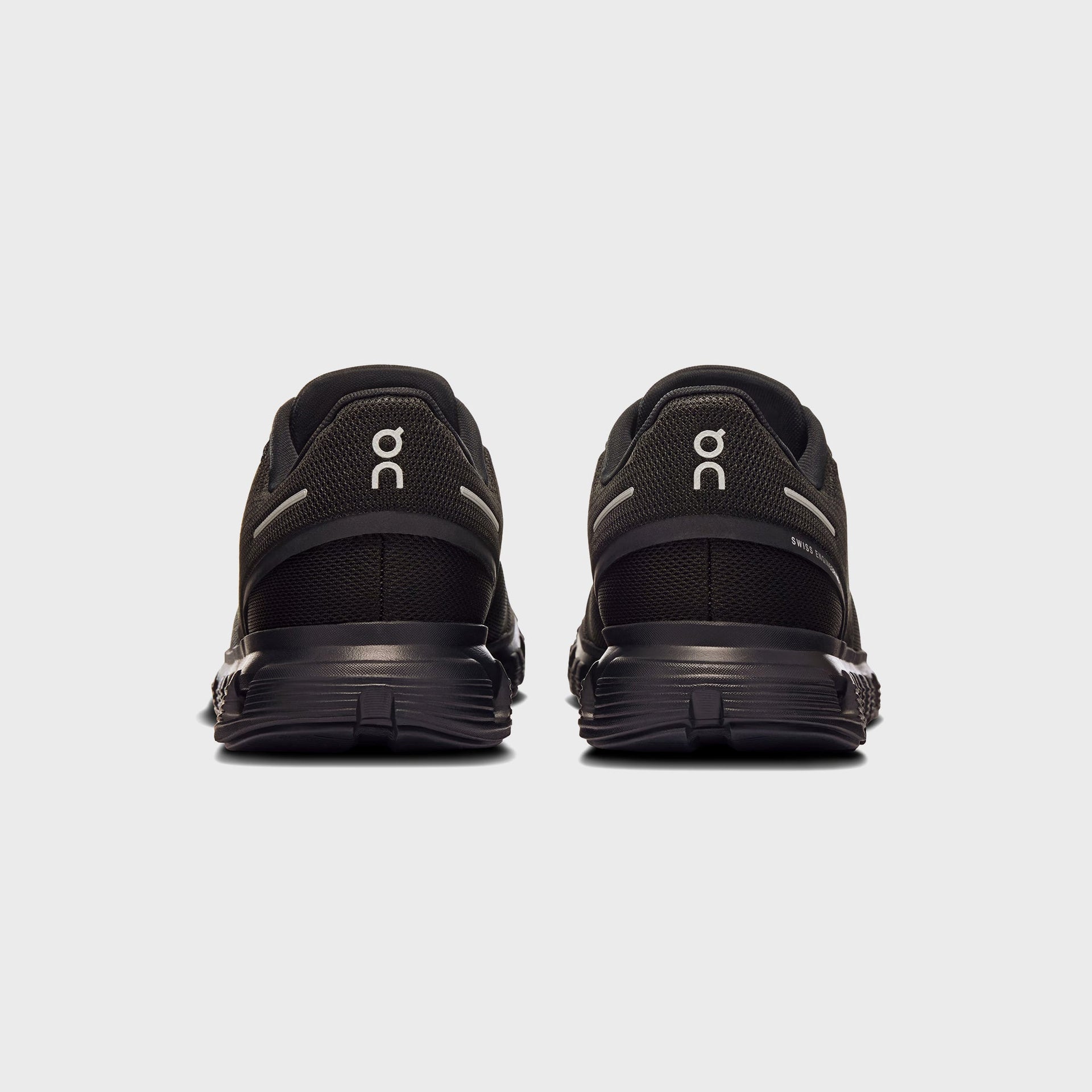 On Running WMNS Cloud 6 - Black