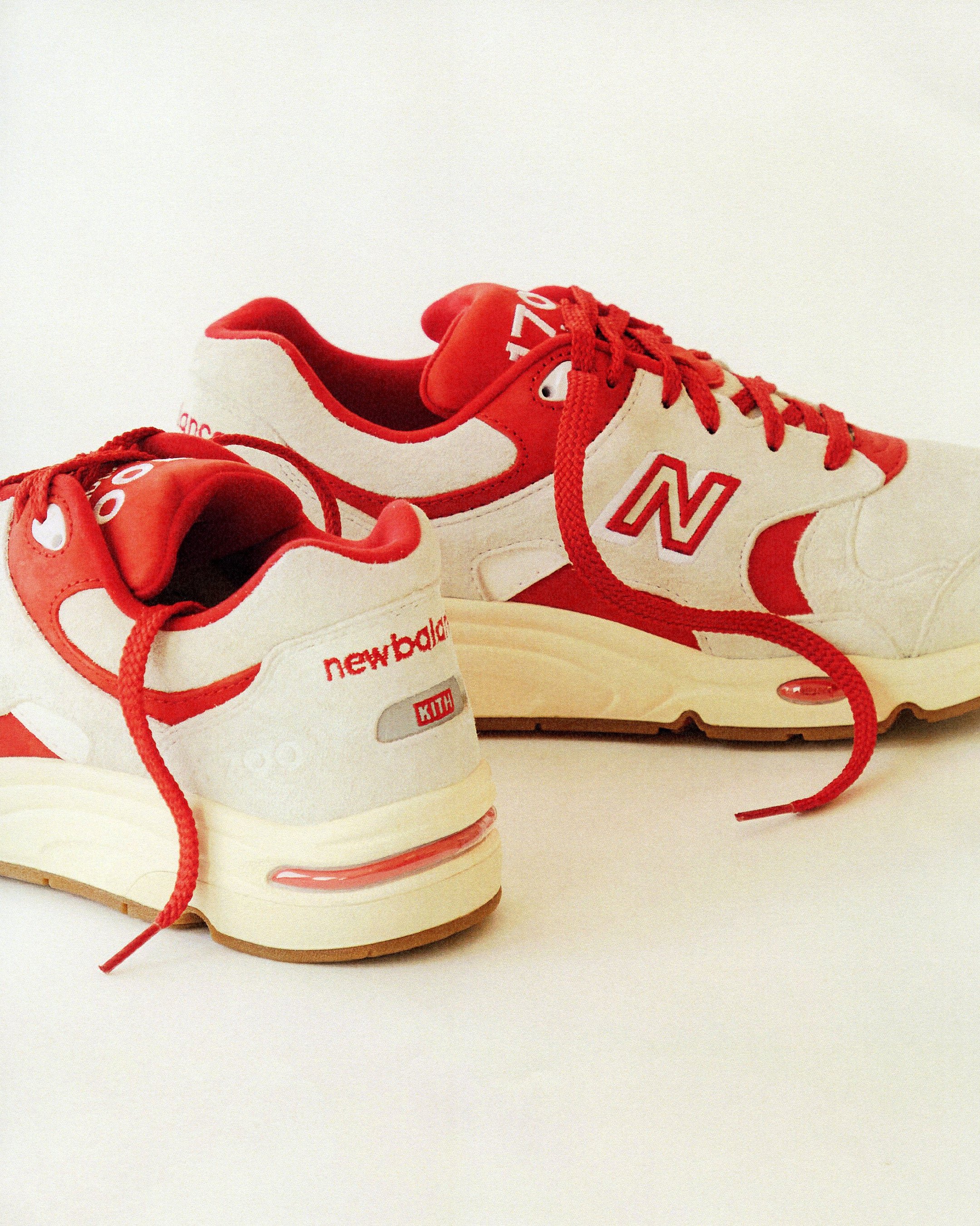 人気のファッションブランド！ Toronto Balance KITH×New Balance ...