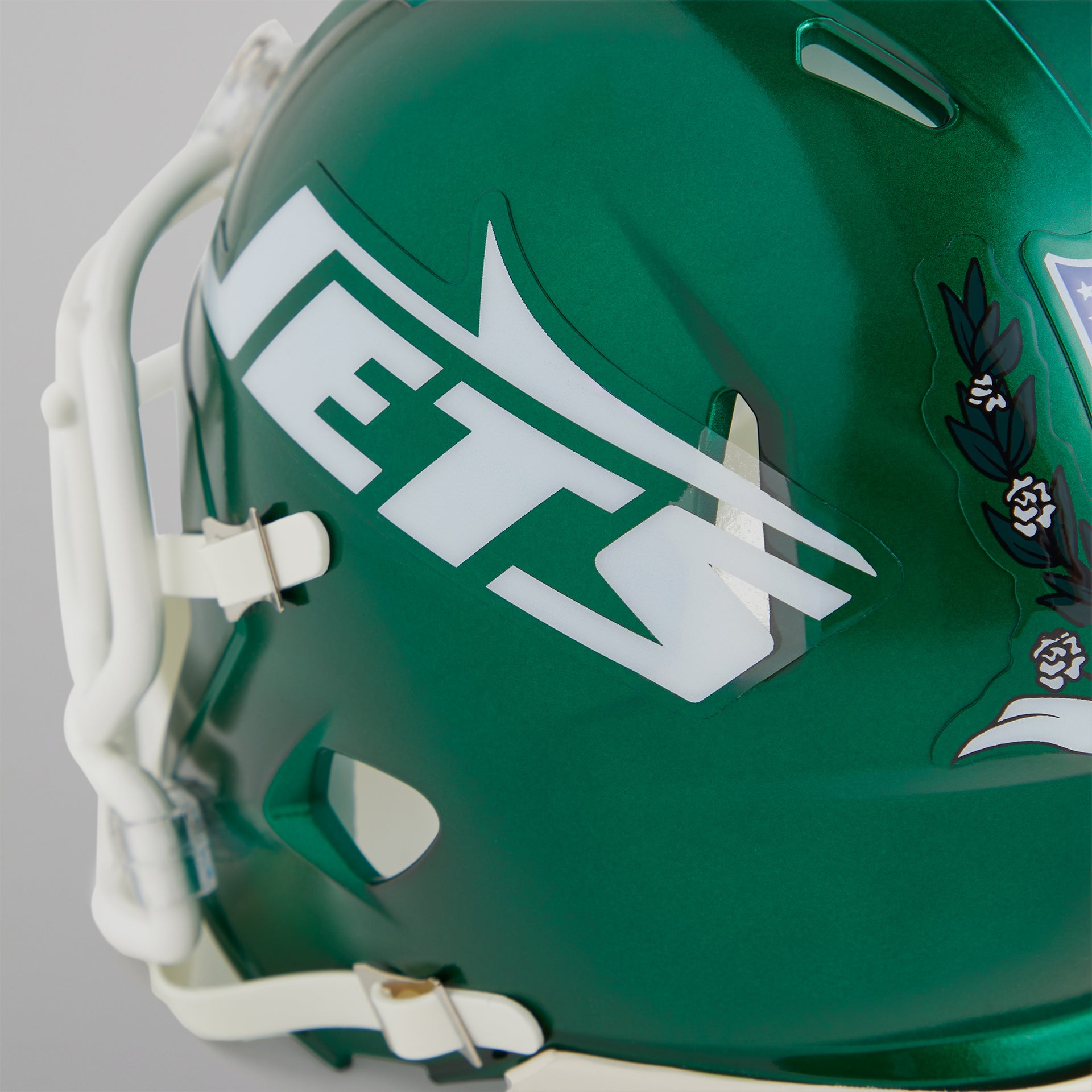 Kith for the NFL: Riddell Jets Speed Mini Helmet