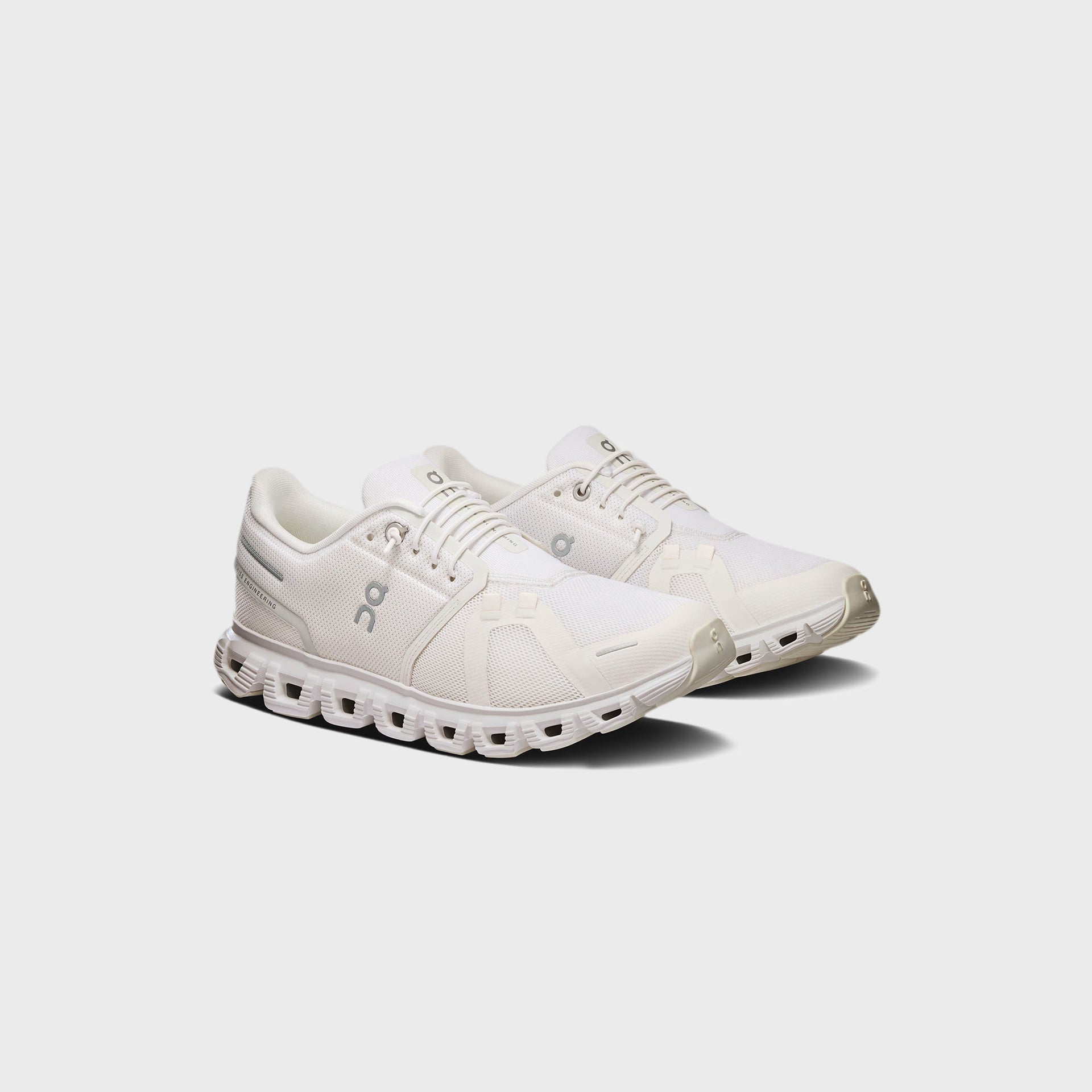 On Running WMNS Cloud 6 - White