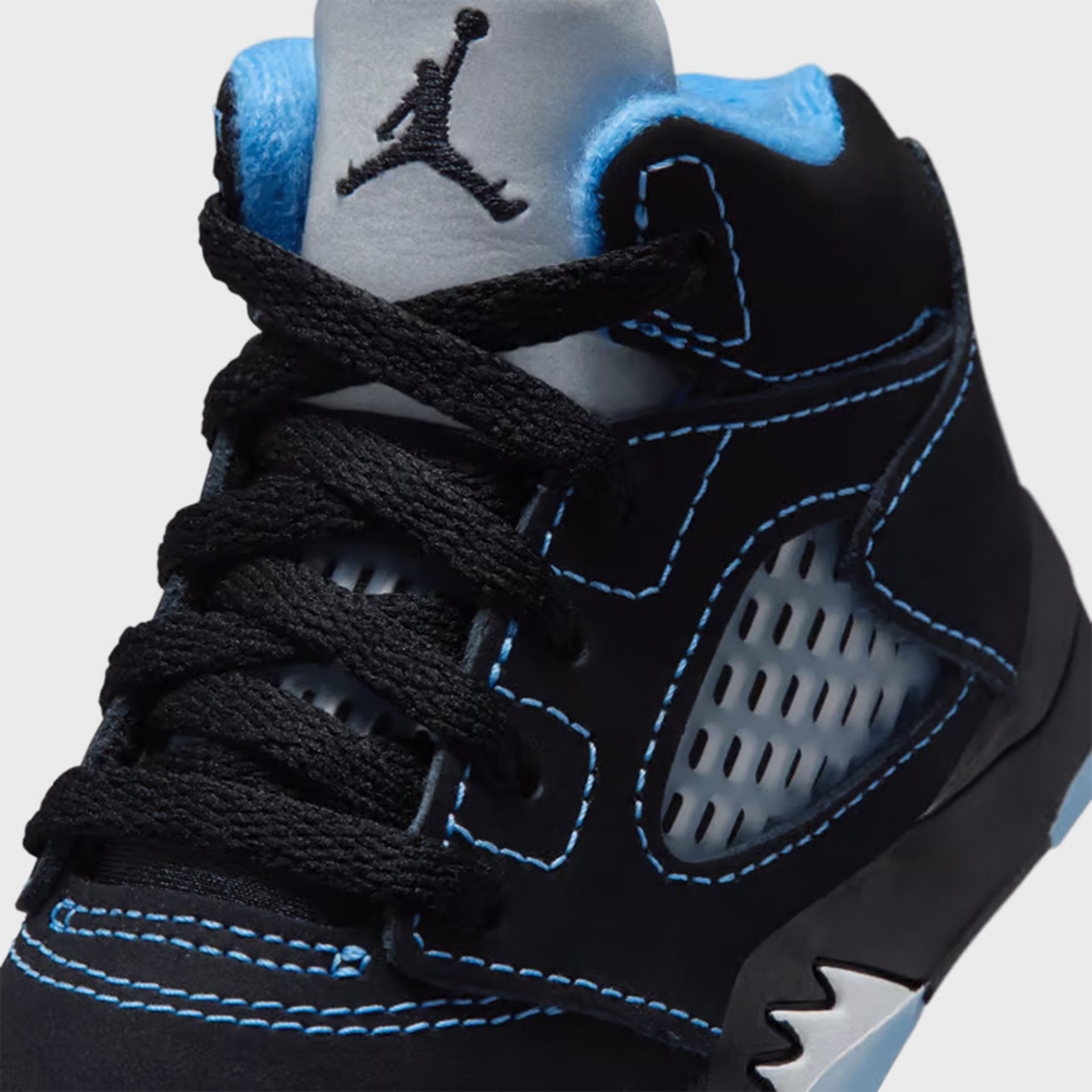 Jordan TD Jordan 5 - Black / White / University Blue