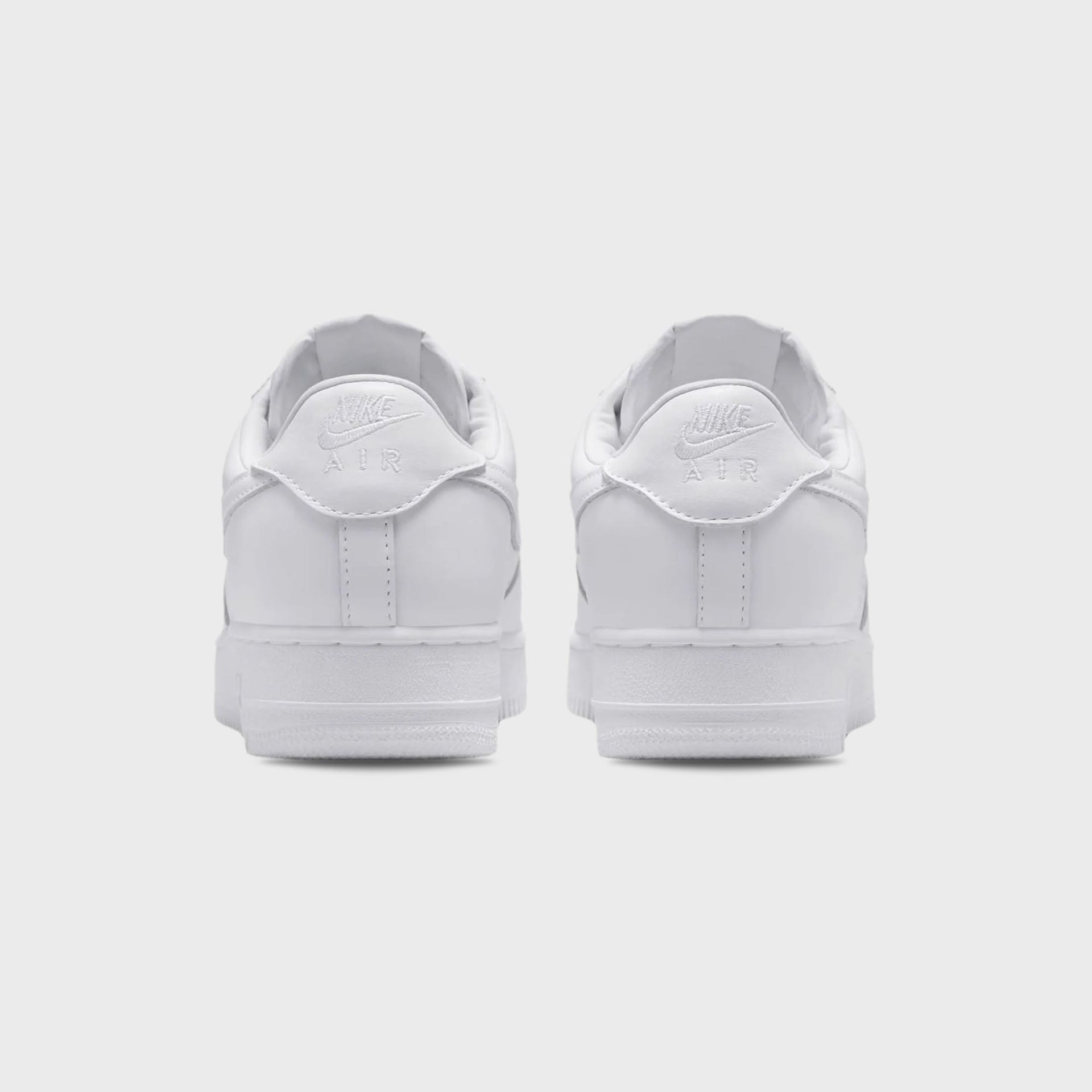 Nike Air Force 1 Low '01 "Triple White" - White
