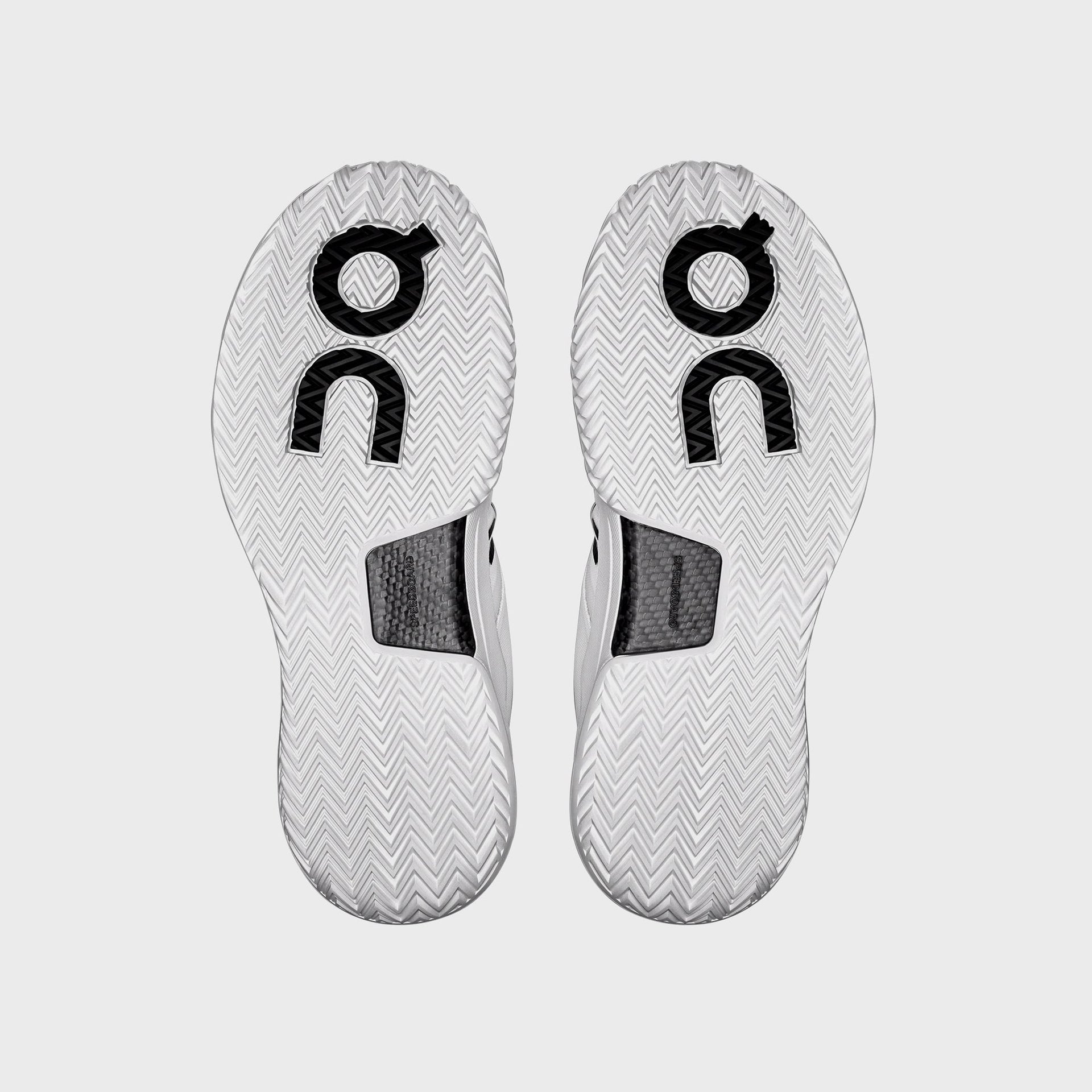 On Running WMNS The Roger Pro 2 - All White