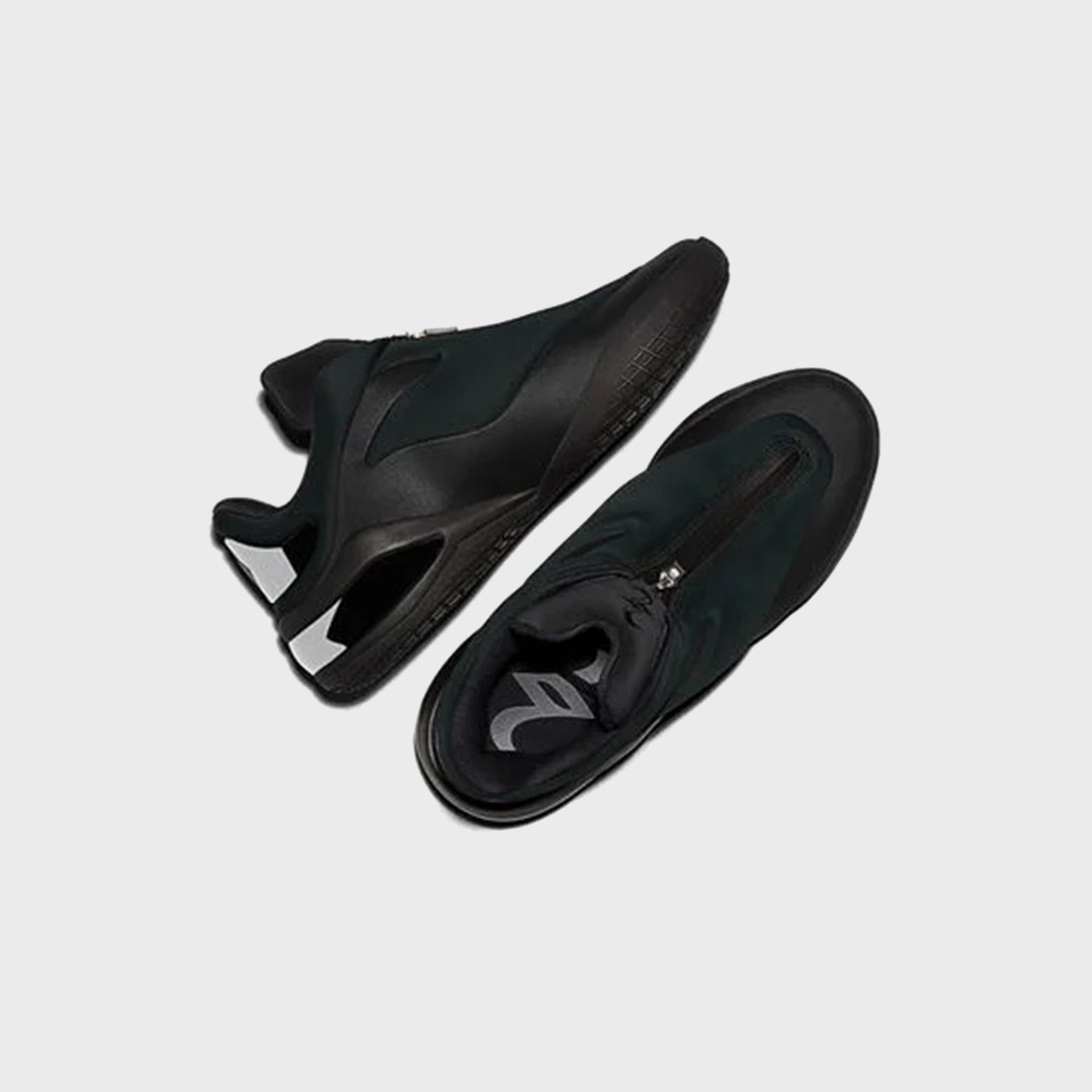 Converse SHAI 001 - Charm Black