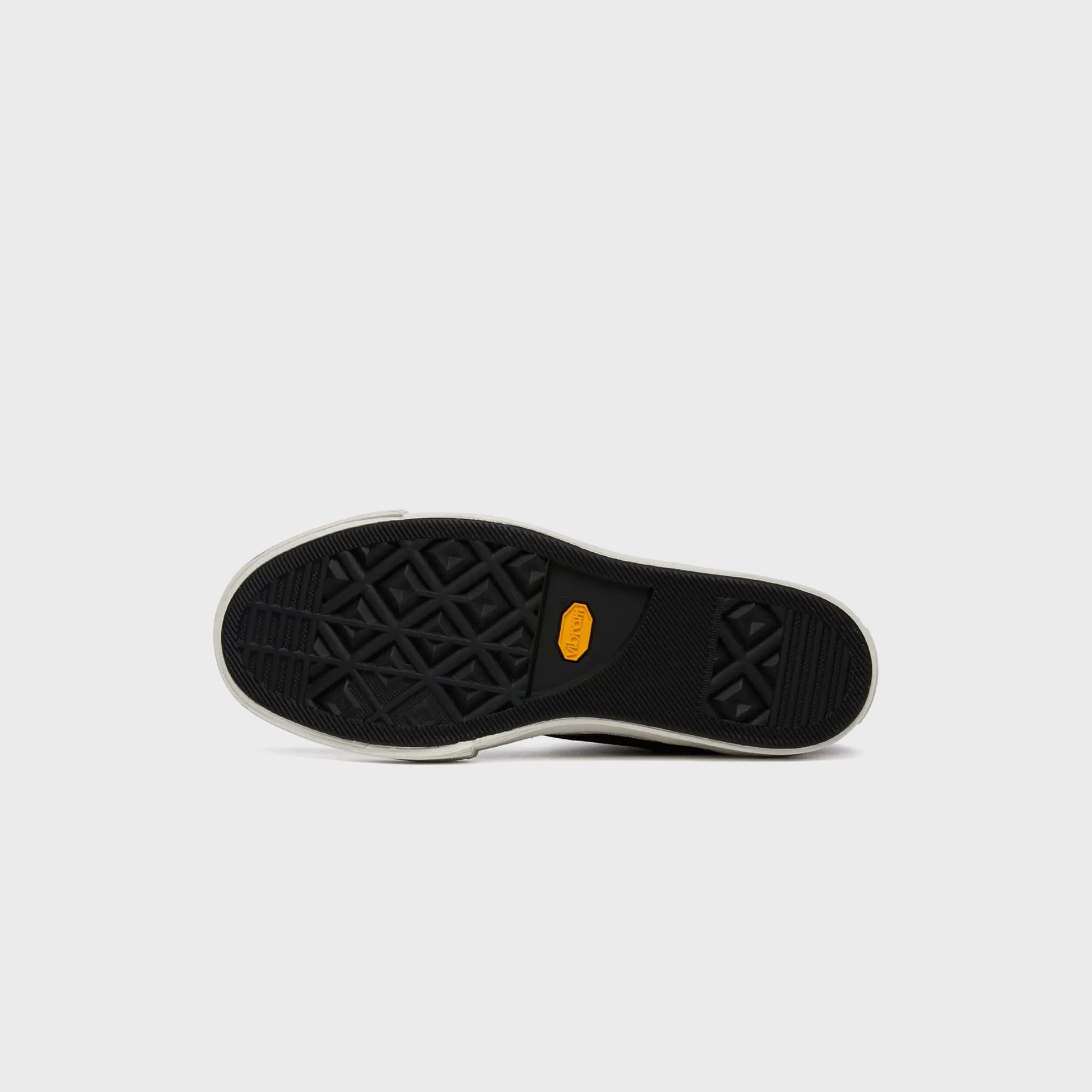 Converse First String Chuck Taylor All Star - Black / Snow White