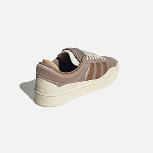 samlet set Løve Gum adidas x Bad Bunny Campus - Sand Beige / Brown / Cream White – Kith