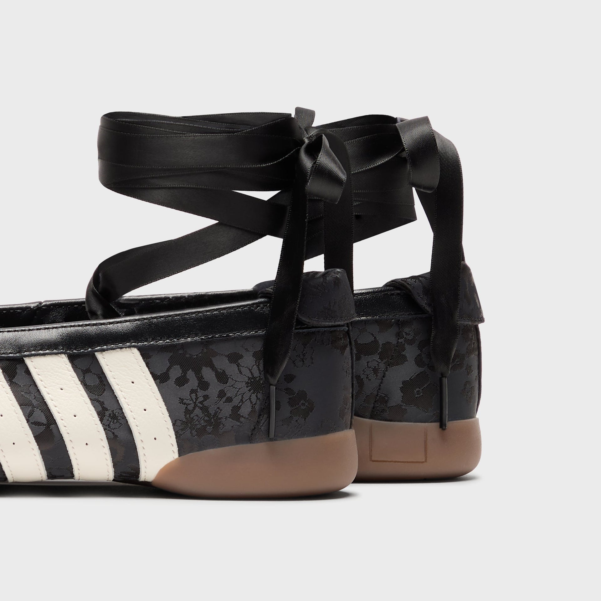 adidas x Liberty London WMNS Taekwondo Mei Ballet - Core Black / Off White / Gum