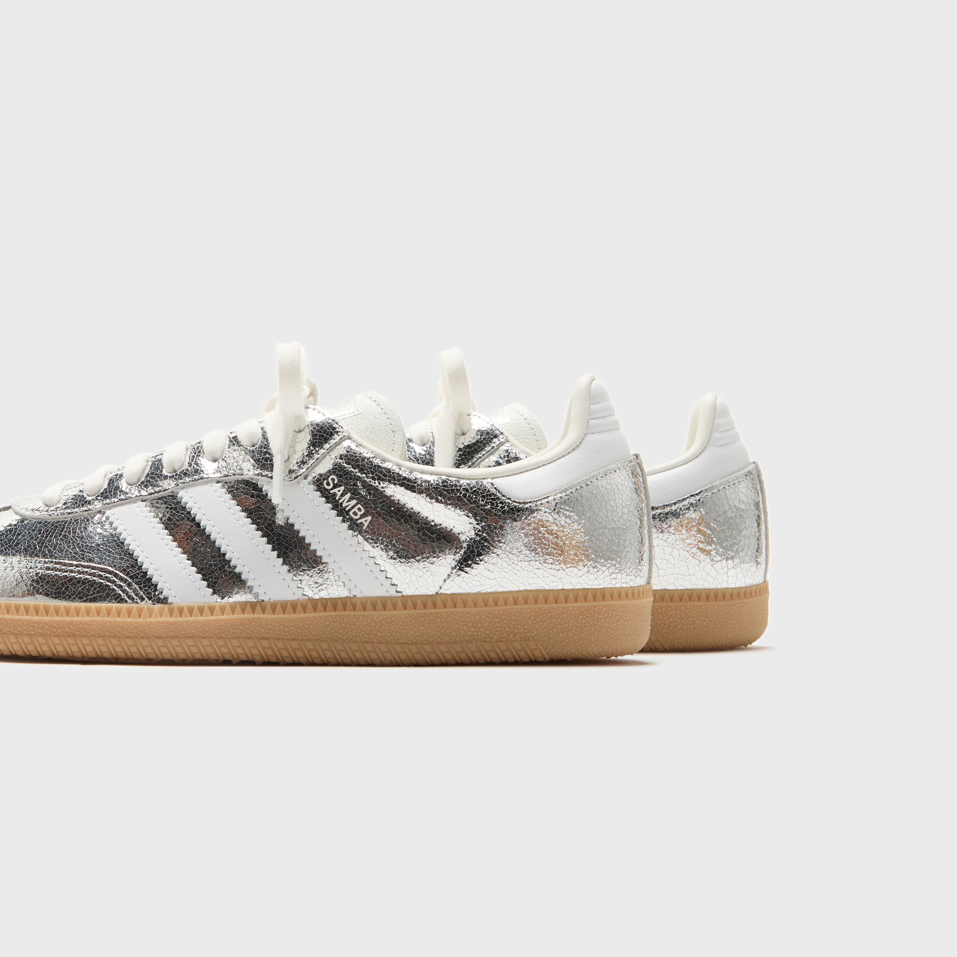 adidas WMNS Samba OG - Silver Metallic / Cloud White / Core White