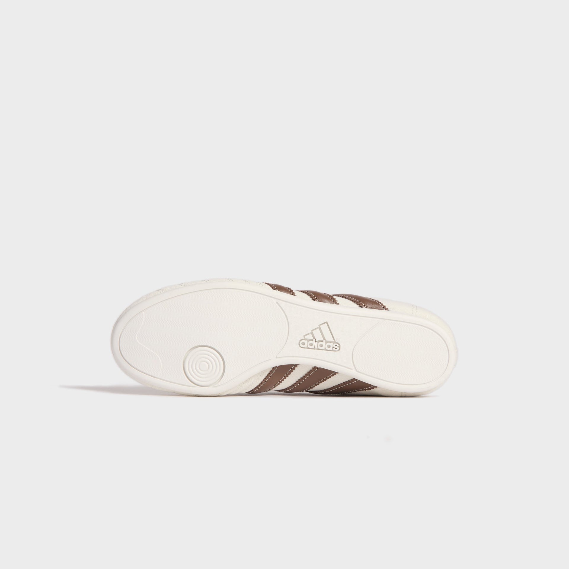 adidas art cq2117 women fashion show atlanta - Natural Canvas / Coffee Quartz - PH