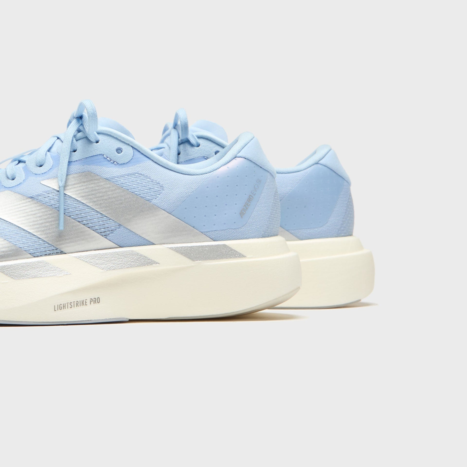 adidas WMNS Adizero Evo SL - Glow Blue / Silver Metallic / Cloud White