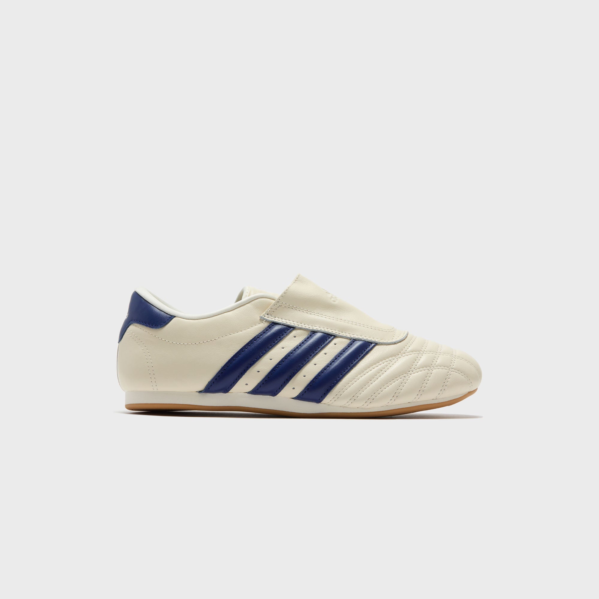AAJS4528AdidasTAEKWONDOWcreamw