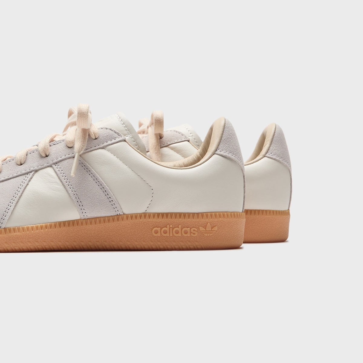 adidas BW Army - Chalk White / Clear Granite / Gum