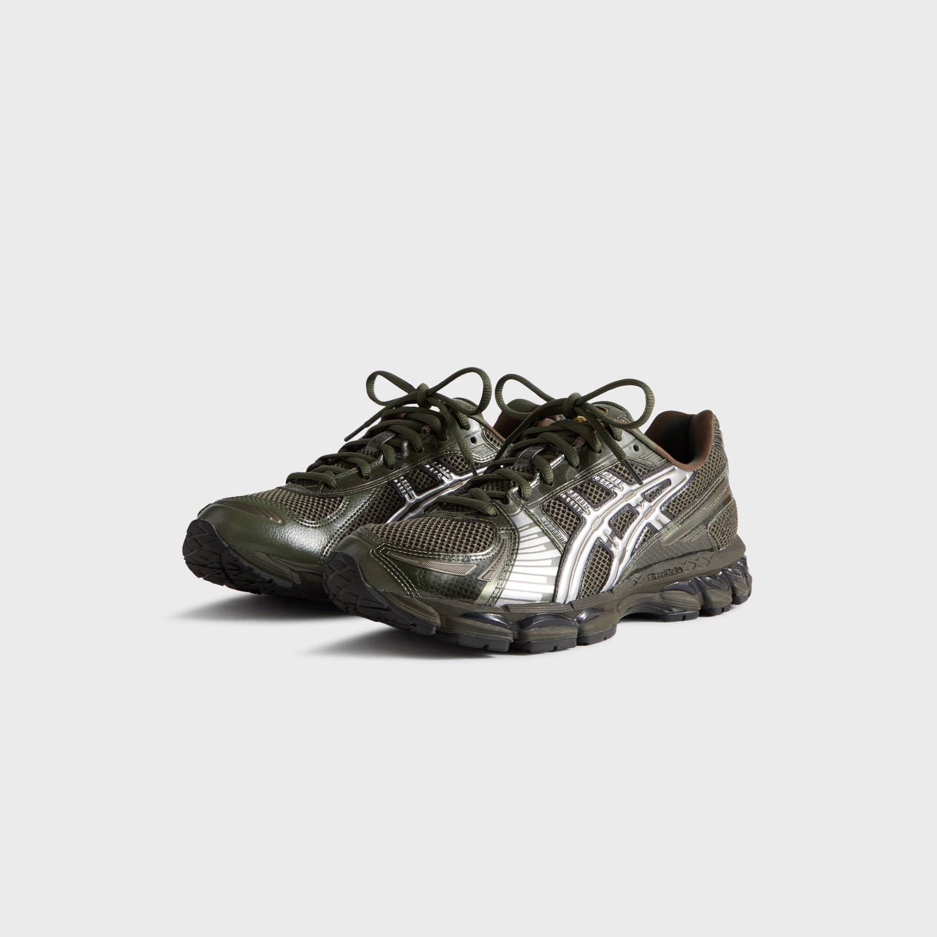 Marvel vs. Capcom | Kith for ASICS GEL-KAYANO® 12.1 Captain America vs. Guile Double Box - Dive Blue / Gunmetal / Deep Depths / Gunmetal