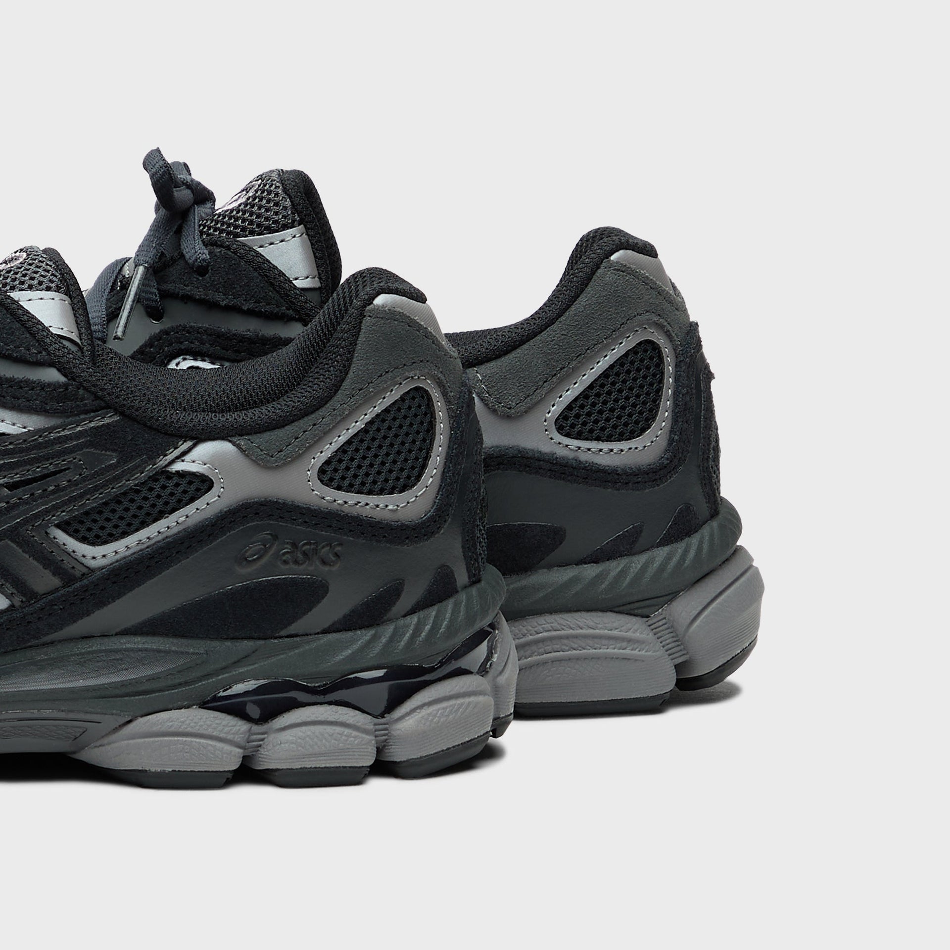 ASICS Gel-NYC - Graphite Grey / Black