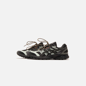 ASICS naranjas Gel-Terrain - Black / Truffle Grey